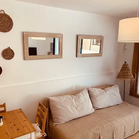 Summer Time Apartment